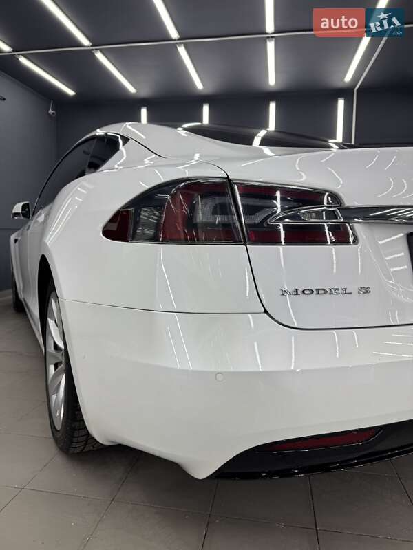 Ліфтбек Tesla Model S 2017 в Коломиї фото 18 Ліфтбек Tesla Model S 2017 в Коломиї