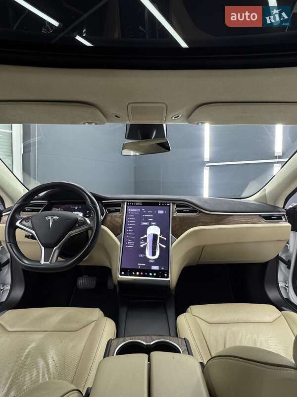 Ліфтбек Tesla Model S 2017 в Коломиї фото 29 Ліфтбек Tesla Model S 2017 в Коломиї