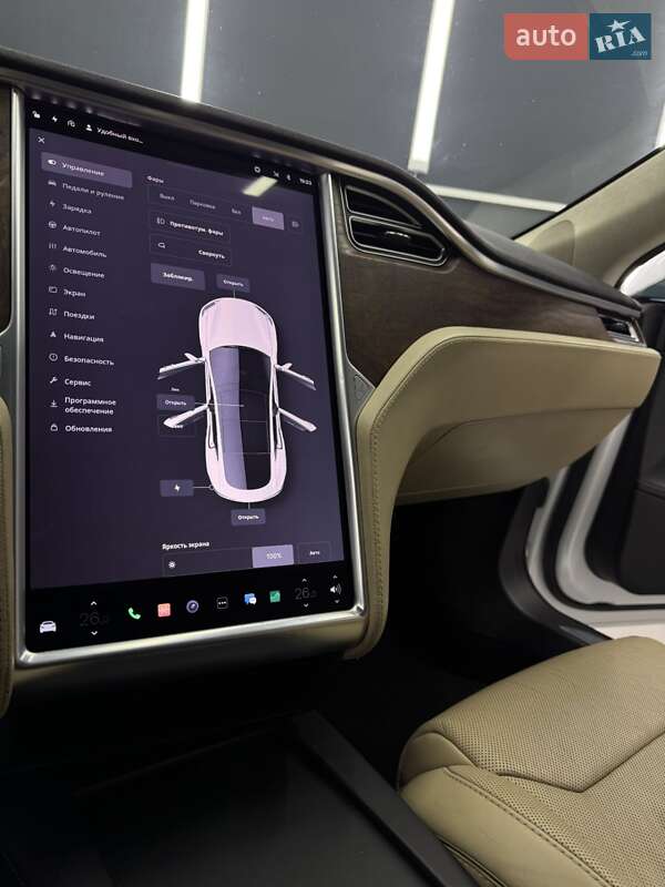 Ліфтбек Tesla Model S 2017 в Коломиї фото 37 Ліфтбек Tesla Model S 2017 в Коломиї