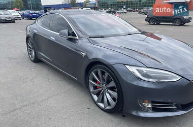 Tesla Model S  2016