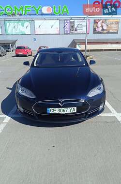 Tesla Model S  2014