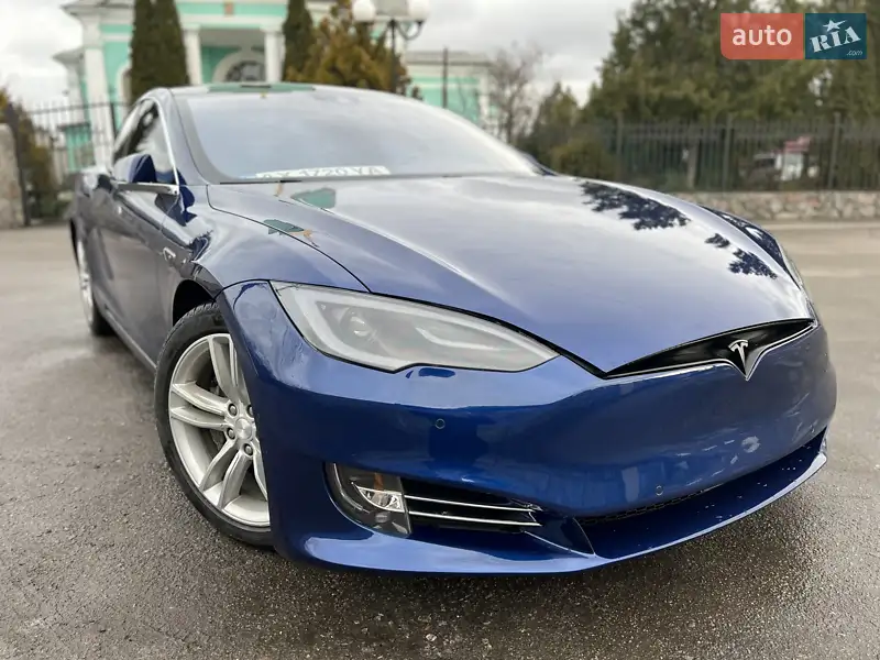 Tesla Model S
