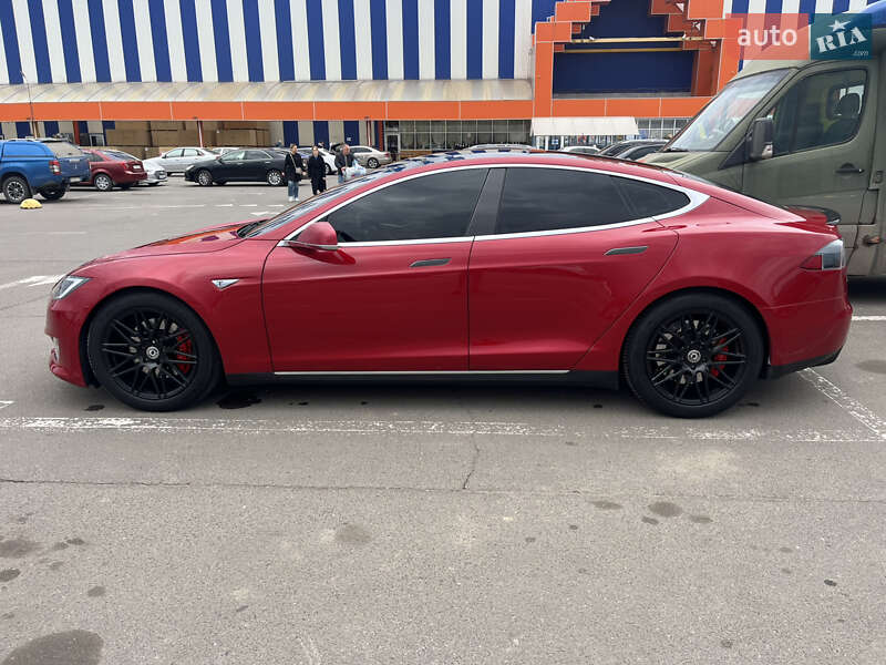 Лифтбек Tesla Model S 2015 в Кривом Роге фото 6 Лифтбек Tesla Model S 2015 в Кривом Роге