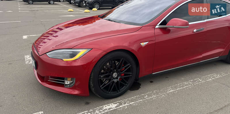Лифтбек Tesla Model S 2015 в Кривом Роге фото 7 Лифтбек Tesla Model S 2015 в Кривом Роге