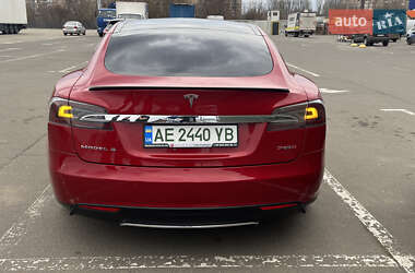 Лифтбек Tesla Model S 2015 в Кривом Роге фото 11 Лифтбек Tesla Model S 2015 в Кривом Роге