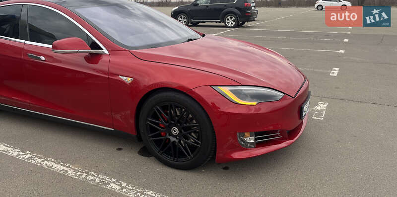 Лифтбек Tesla Model S 2015 в Кривом Роге фото 8 Лифтбек Tesla Model S 2015 в Кривом Роге