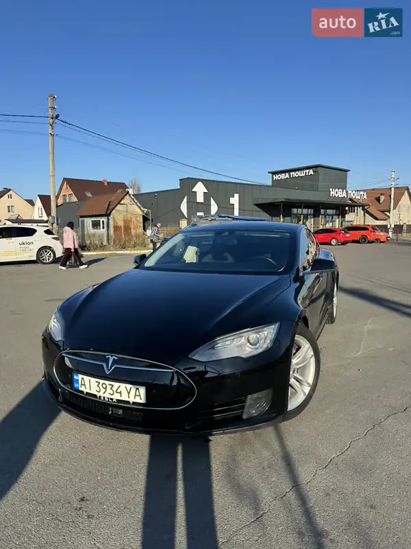 Tesla Model S