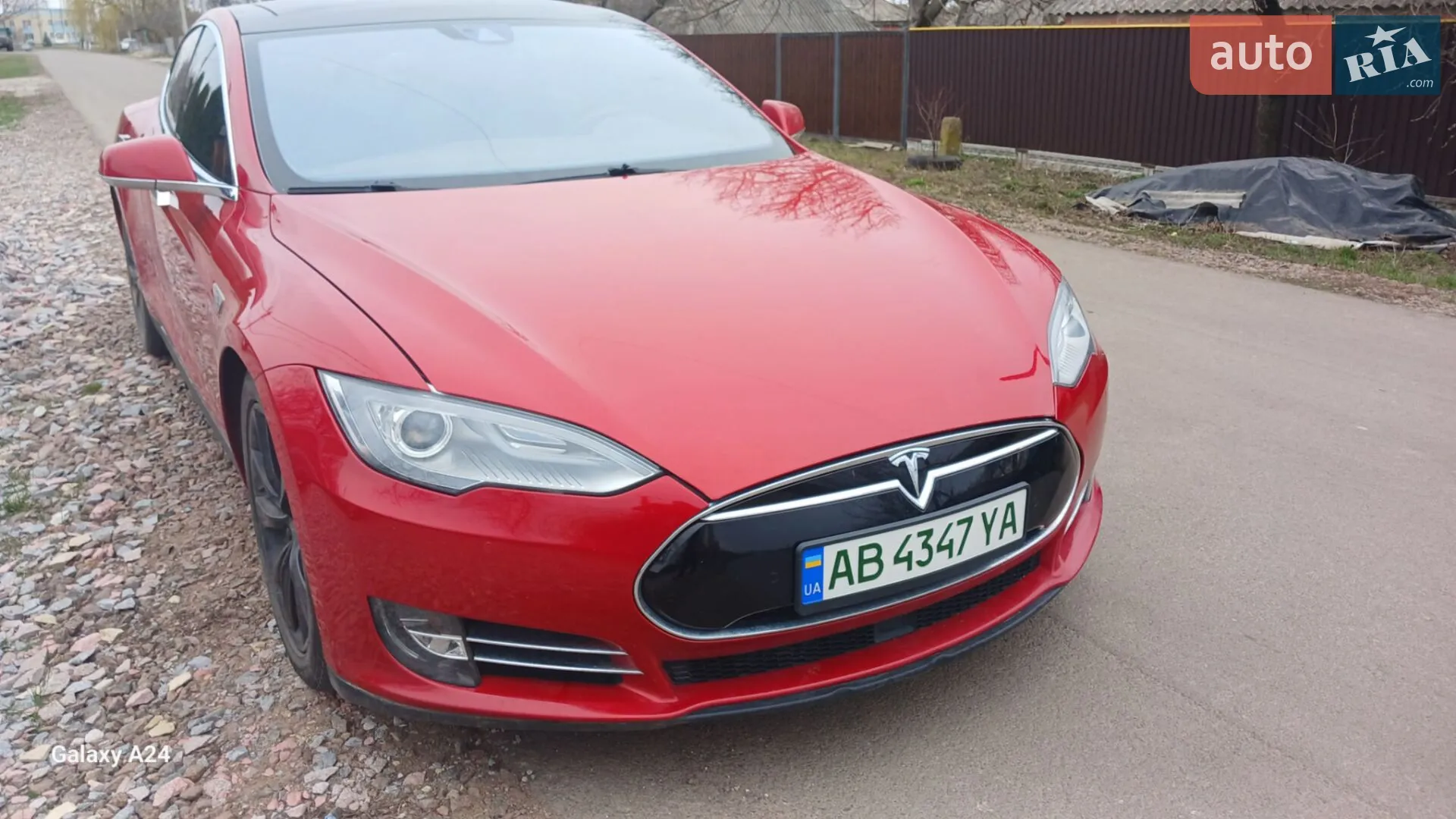 Tesla Model S, 2015