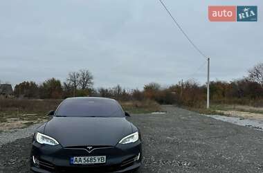 Tesla Model S  2017