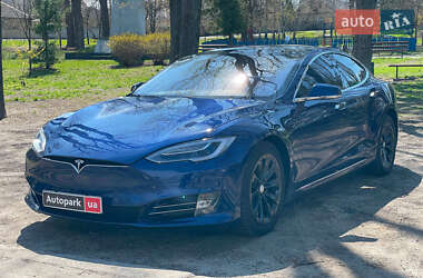 Tesla Model S  2017