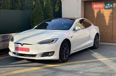 Tesla Model S  2019