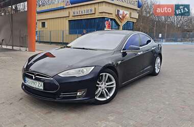 Tesla Model S  2014