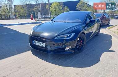 Tesla Model S  2014