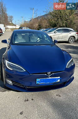 Tesla Model S  2017