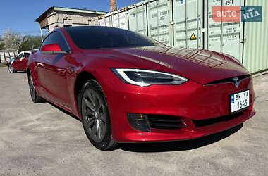 Tesla Model S  2017