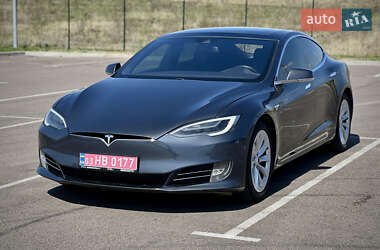 Tesla Model S  2016