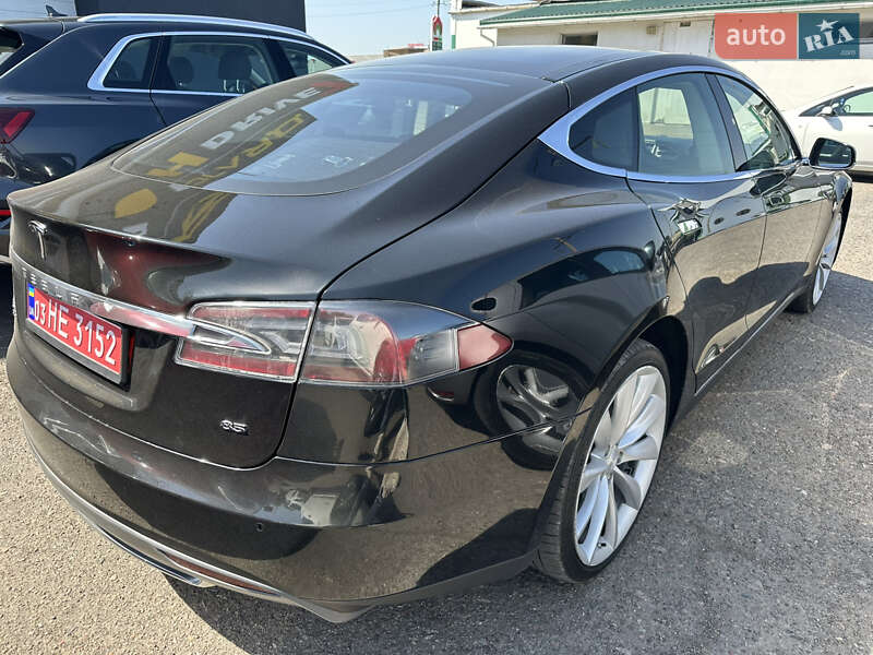 Ліфтбек Tesla Model S 2013 в Одесі