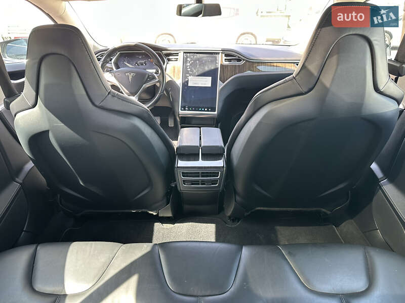 Ліфтбек Tesla Model S 2013 в Одесі