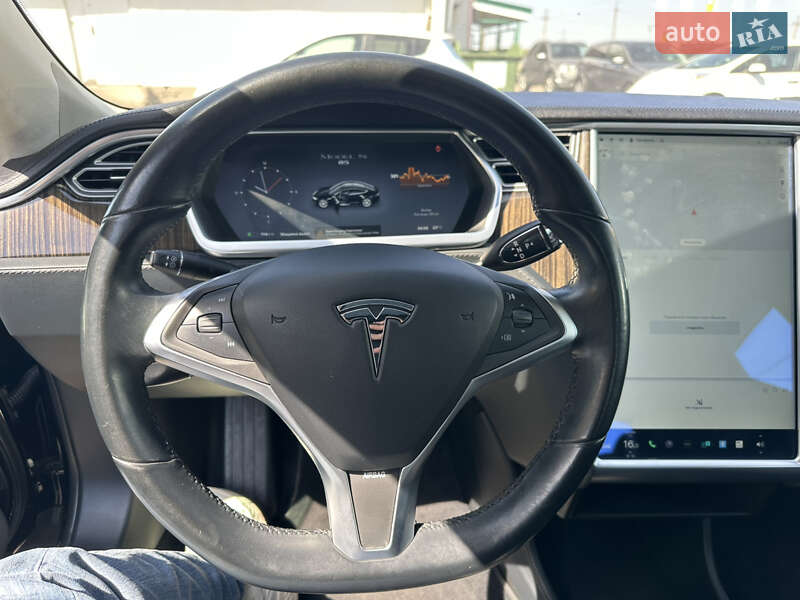 Ліфтбек Tesla Model S 2013 в Одесі