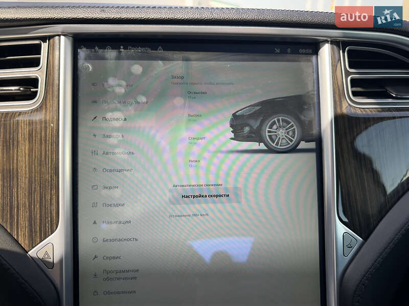 Ліфтбек Tesla Model S 2013 в Одесі