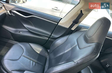 Ліфтбек Tesla Model S 2013 в Одесі