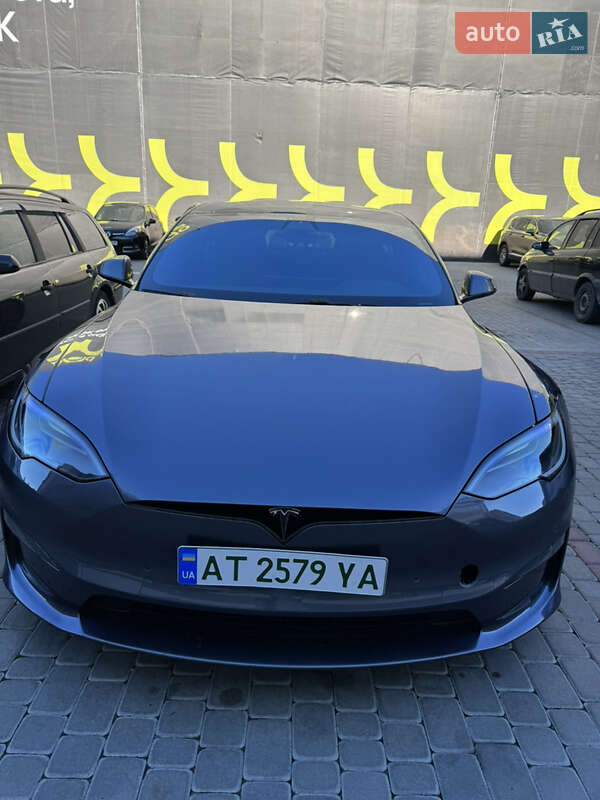 Ліфтбек Tesla Model S 2022 в Івано-Франківську