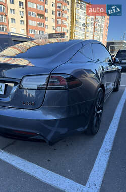 Ліфтбек Tesla Model S 2022 в Івано-Франківську