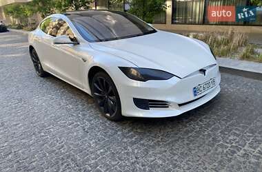 Tesla Model S  2014