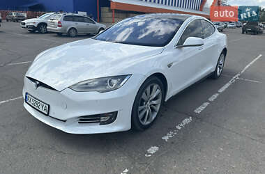 Tesla Model S  2016