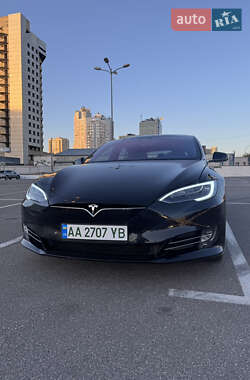 Tesla Model S 2018