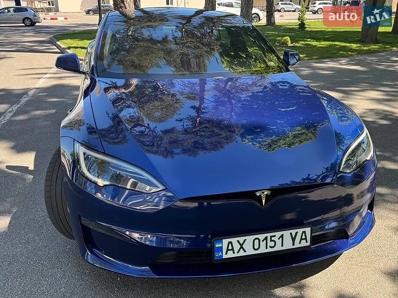Tesla Model S 2022