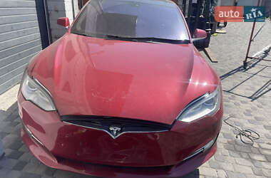 Tesla Model S 2013