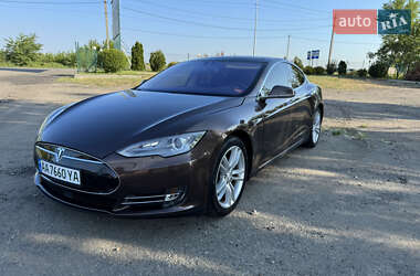 Tesla Model S  2014
