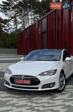 Tesla Model S 2013