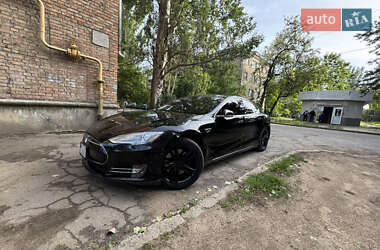 Tesla Model S  2014