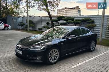 Tesla Model S  2018