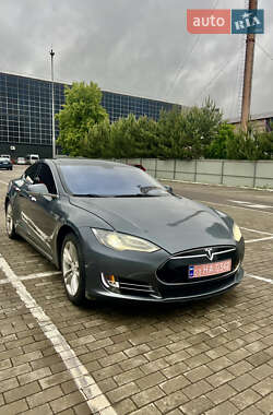 Tesla Model S  2013