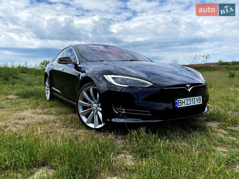 Tesla Model S 2017