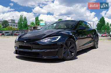 Tesla Model S  2023