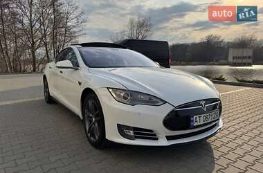 Tesla Model S  2013