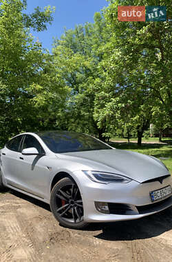 Tesla Model S  2017