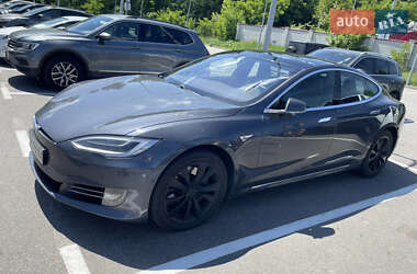 Tesla Model S  2016