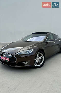 Tesla Model S  2014