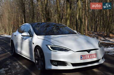 Tesla Model S  2016