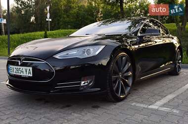 Tesla Model S  2013