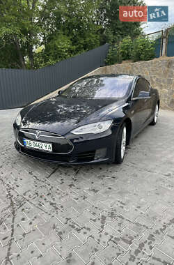 Tesla Model S  2013