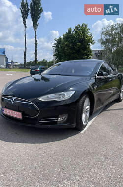 Tesla Model S  2014