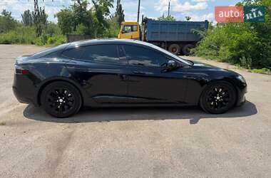 Tesla Model S  2017