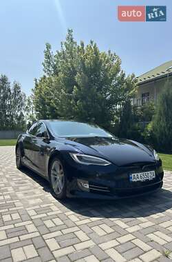 Tesla Model S  2015