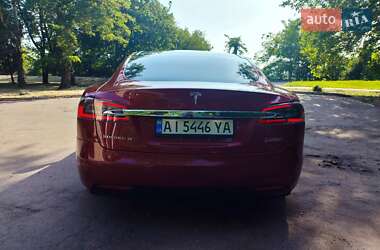 Лифтбек Tesla Model S 2017 в Запорожье